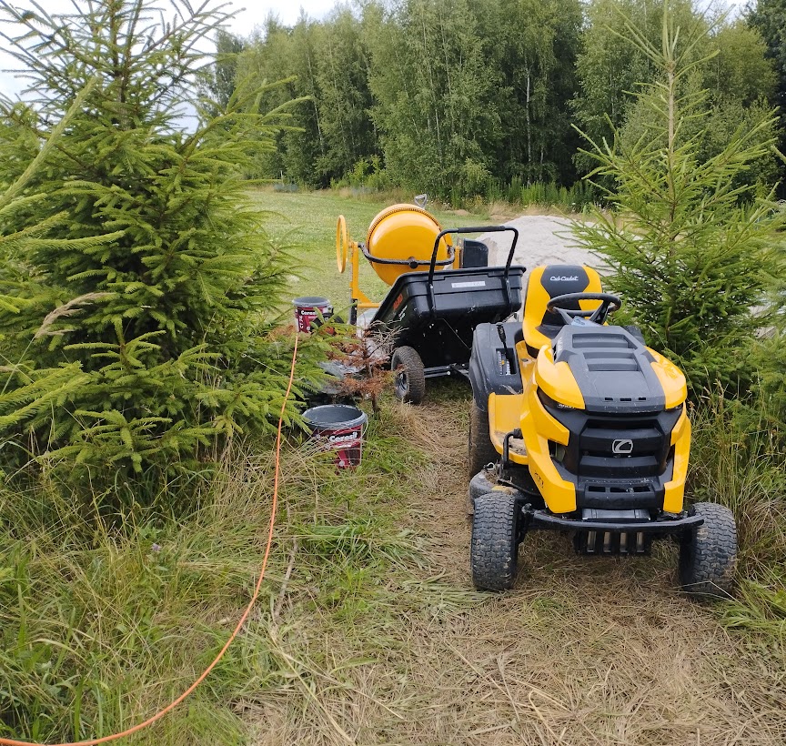 Nowoczesne rabaty ze żwirkiem i nasadzeniami – Myślenice